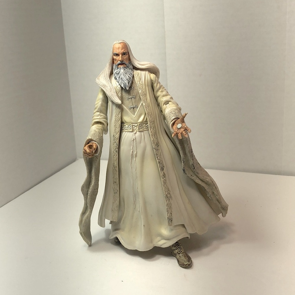 Toybiz The Lord Of The Rings Action Figure Saruman The white wizard